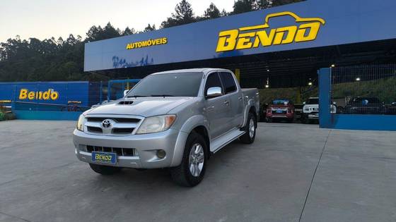 TOYOTA HILUX 3.0 SRV 4X4 CD 16V TURBO INTERCOOLER DIESEL 4P MANUAL TOYOTA HILUX 3.0 SRV 4X4 CD 16V TURBO INTERCOOLER DIESEL 4P MANUAL